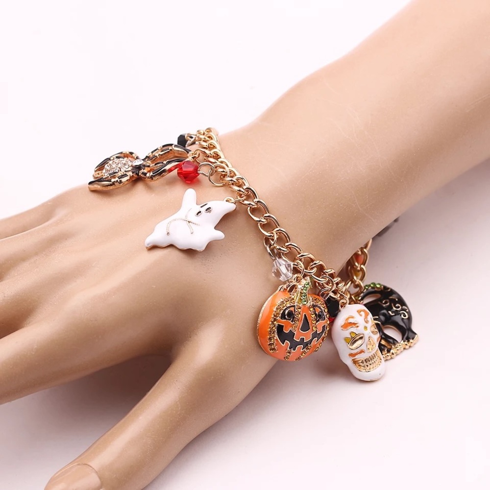 Halloween Autumn Fall Pumpkin Charm Bracelet. 🎃